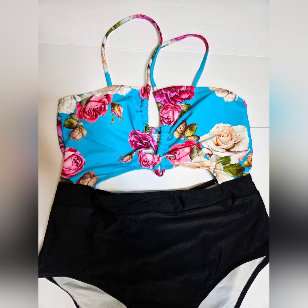 Cupshe Brynn Cutout Blue And Black Floral One Piece Swimsuit Size Large NwT - Picture 4 of 14